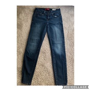 Guess Jeans